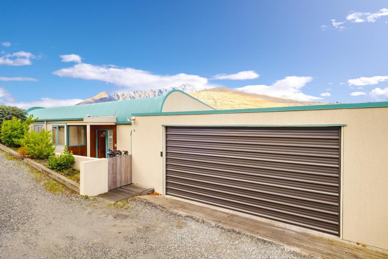 Huge Lakefront Delight - Queenstown Holiday Home Ngoại thất bức ảnh